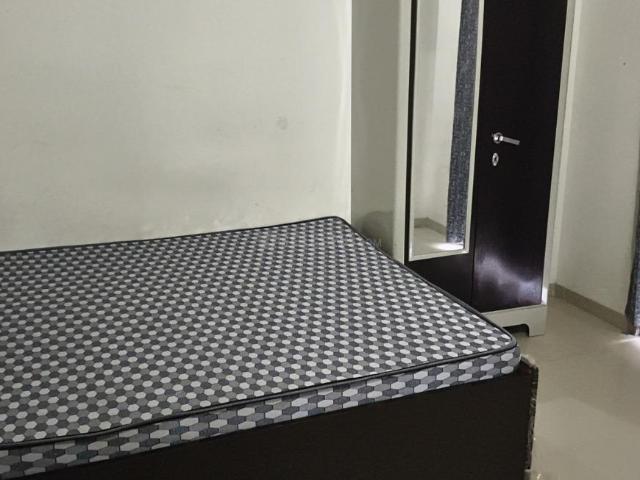 1 BHK Apartment in Ujala Circle for rent Ahmedabad. The reference number is 19725091