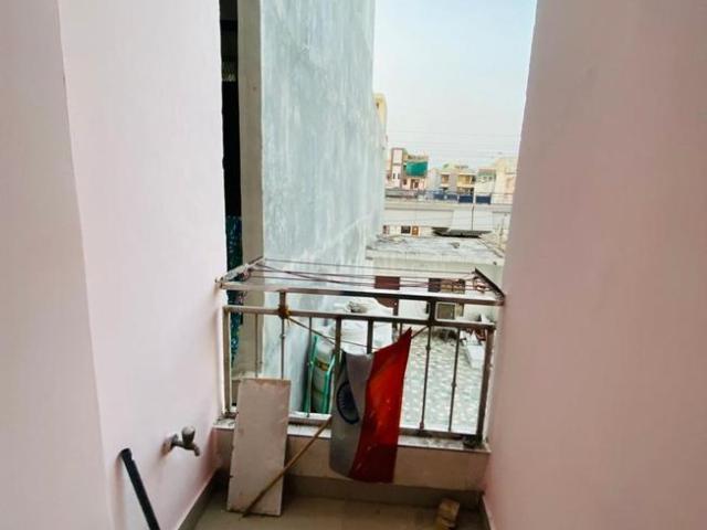 1 BHK Apartment in Uttam Nagar for rent New Delhi. The reference number is 20728932