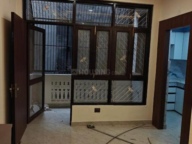 1 BHK Apartment in Vaishali for resale Ghaziabad. The reference number is 19353003