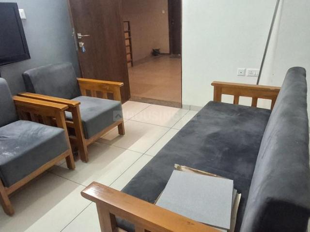 1 BHK Apartment in Vaishno Devi Circle for rent Ahmedabad. The reference number is 19028661