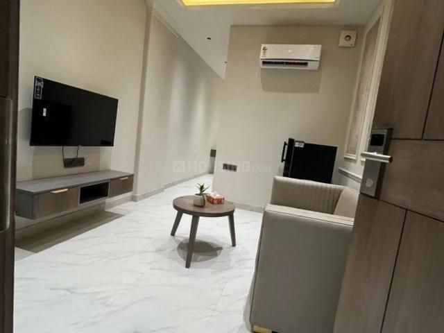 1 BHK Apartment in Vaishno Devi Circle for rent Ahmedabad. The reference number is 20522510