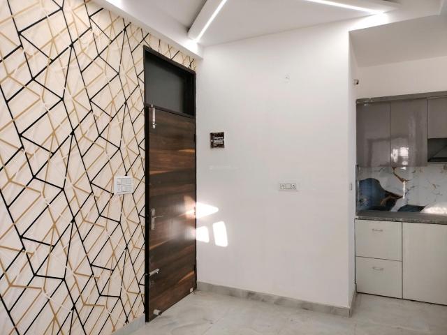 1 BHK Apartment in Ved Vihar for resale Ghaziabad. The reference number is 16025884
