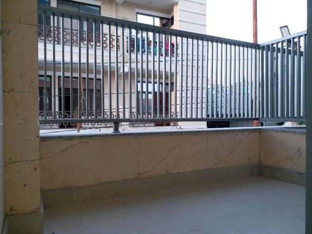 1 BHK Apartment in Ved Vihar for resale Ghaziabad. The reference number is 16802223