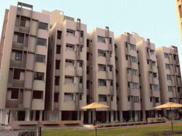 1 BHK Apartment in Vejalpur for rent Ahmedabad. The reference number is 17048097