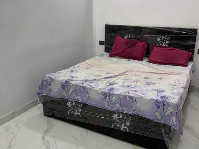 1 BHK Apartment in Vikaspuri for rent New Delhi. The reference number is 20748971