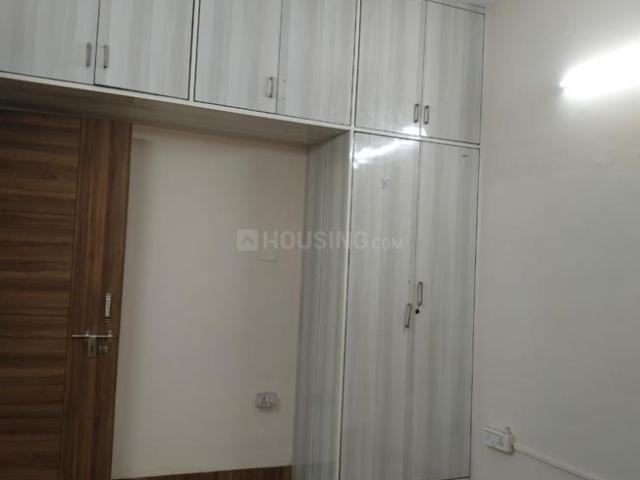 1 BHK Apartment in Vikaspuri for resale New Delhi. The reference number is 20624637