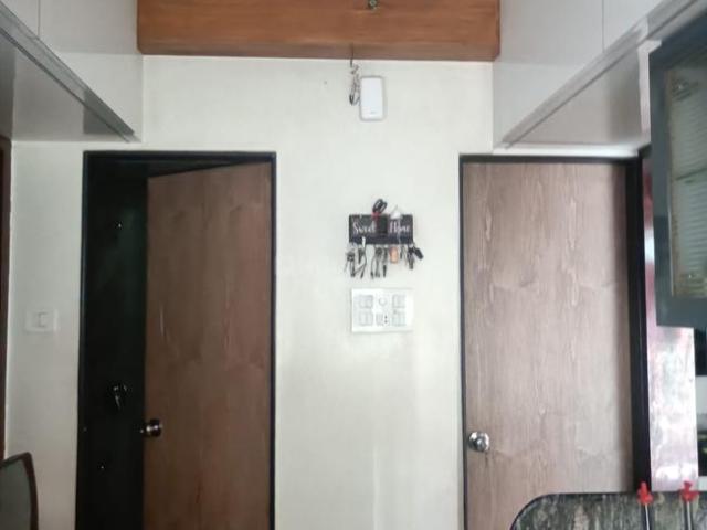 1 BHK Apartment in Vikhroli East for rent Mumbai. The reference number is 20425248