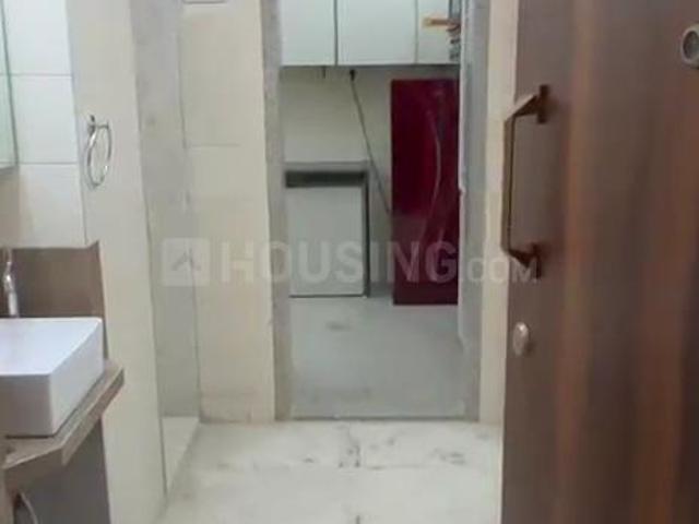 1 BHK Apartment in Vile Parle West for rent Mumbai. The reference number is 20081564