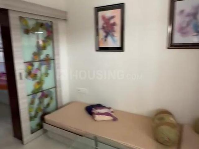1 BHK Apartment in Vile Parle West for rent Mumbai. The reference number is 20396783