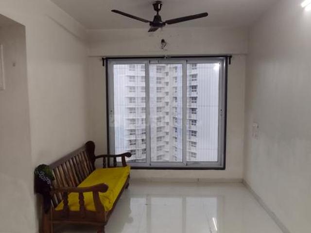 1 BHK Apartment in Vile Parle East for resale Mumbai. The reference number is 20671134
