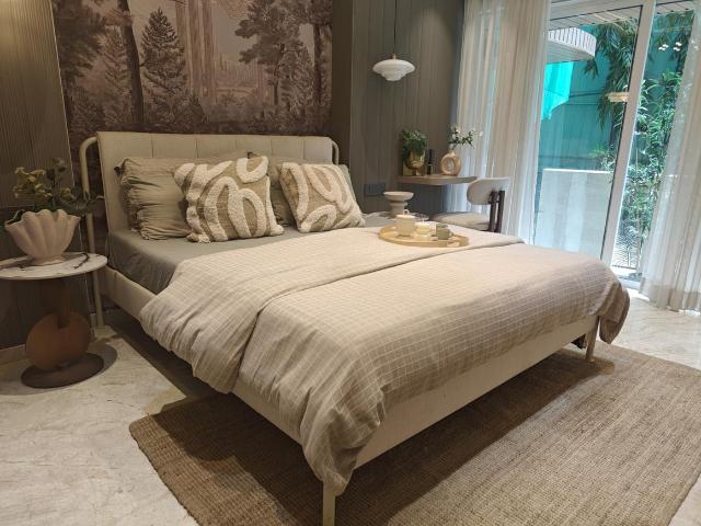 1 BHK Apartment in Vile Parle East for resale Mumbai. The reference number is 20948714