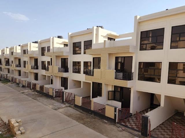 1 BHK Apartment in Vrindavan for resale Mathura. The reference number is 16525173