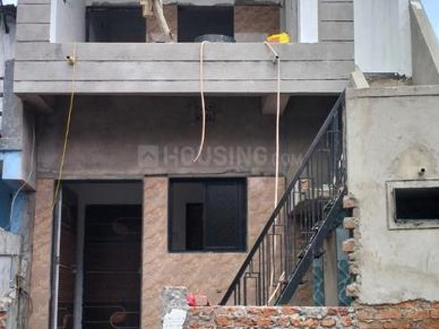 1 BHK Duplex in Sarkhej for rent Ahmedabad. The reference number is 20734837
