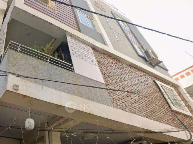 1 BHK Flat for Rent In Banjara Hills