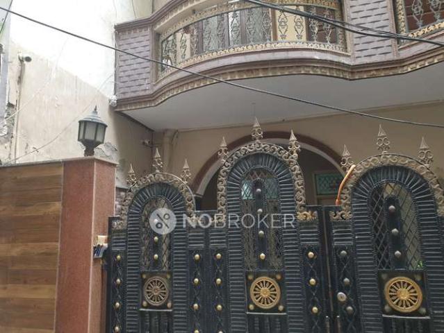 1 BHK Flat for Rent In Chhattarpur