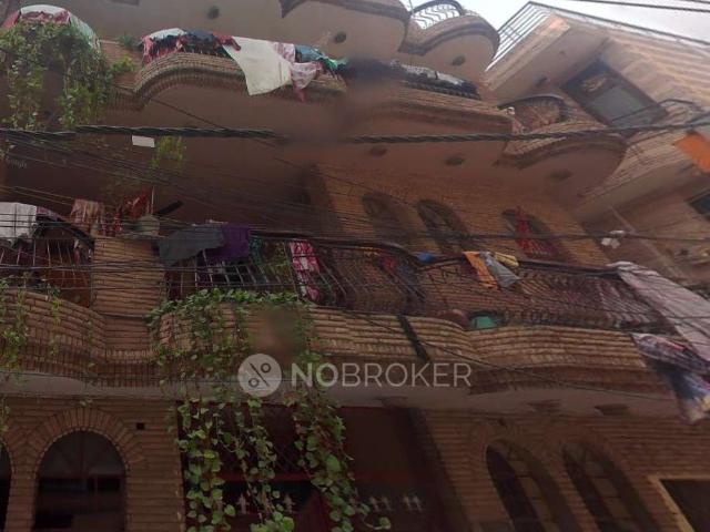 1 BHK Flat for Rent In Janakpuri