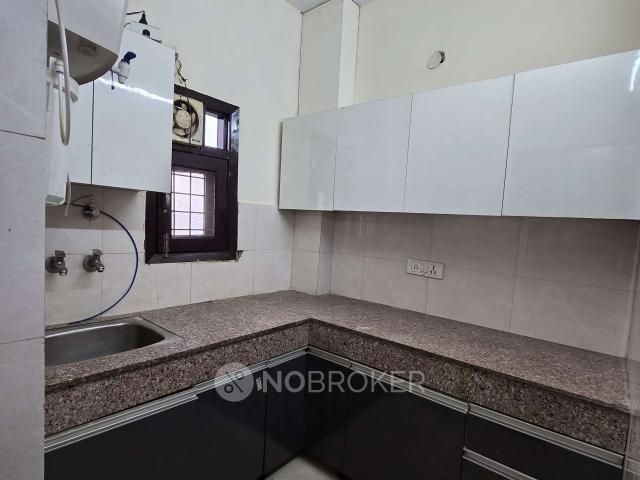 1 BHK Flat for Rent In Sector 43