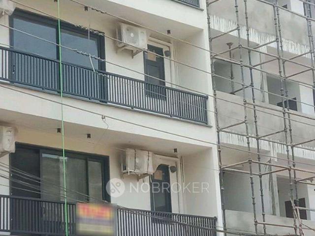 1 BHK Flat for Rent In Sector 46