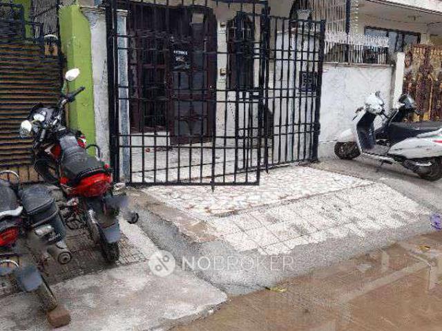 1 BHK Flat for Rent In Sector 10a