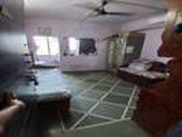 1 BHK Flat For Sale In Malad East