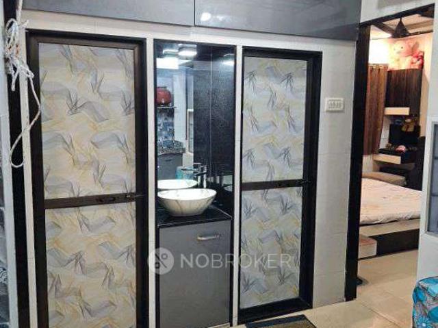 1 BHK Flat For Sale In Dahisar East