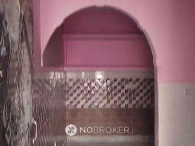 1 BHK Flat For Sale In Shakurpur Colony