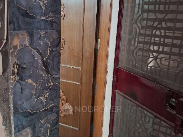 1 BHK Flat For Sale In Shalimar Bagh Kali Bari Mandir