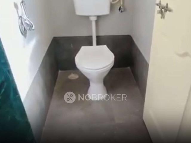1 BHK Flat For Sale In Yashwant Nagar