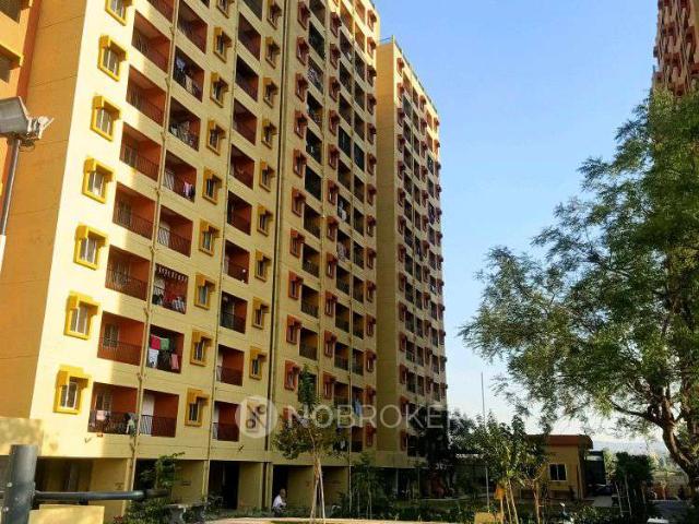 1 BHK Flat In Magarpatta Madhuvan 6 for Rent In 103, Ramtekdi Industrial Area, Hadapsar, Autadwadi Handewadi, Pune, Maharashtra 411040, India