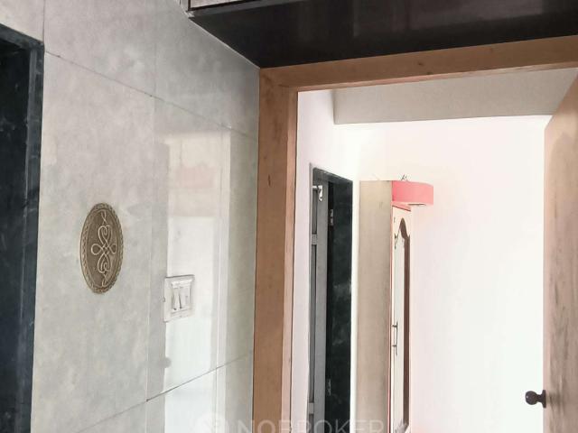 1 BHK Flat In Mahalaxmi Tower For Sale In Mulund West