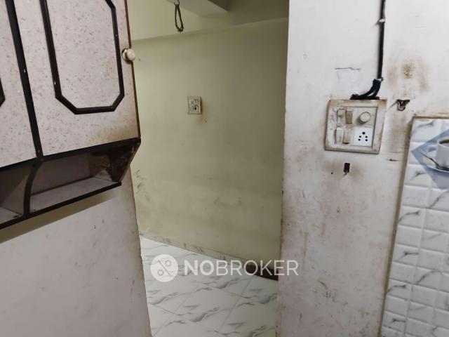 1 BHK Flat In Mahalaxmi Building, Borivali East For Sale In Chinchpada