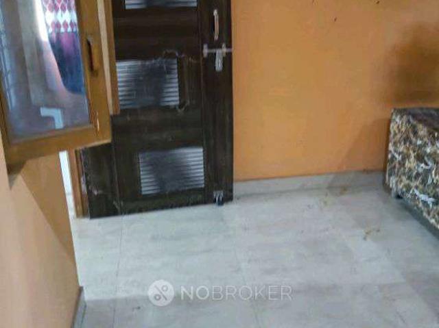 1 BHK Flat In Mannat House for Rent In Sector 37