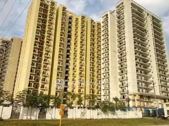 1 BHK Flat In Maxblis Grand Wellington for Rent In Sector 75