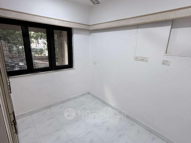 1 BHK Flat In Montana Chs for Rent In Andheri West