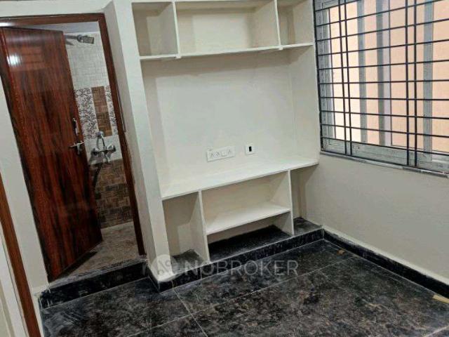 1 BHK Flat In Navtej Nilayam In Mayurmarg Begumpet for Rent In Begumpet