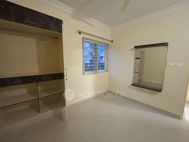 1 BHK Flat In Near Sector Park for Rent In Hsr Layout. No L