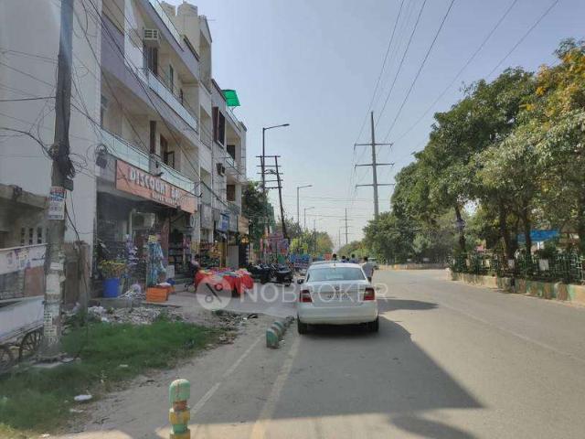1 BHK Flat In Niti Khand 3 for Rent In Indirapuram