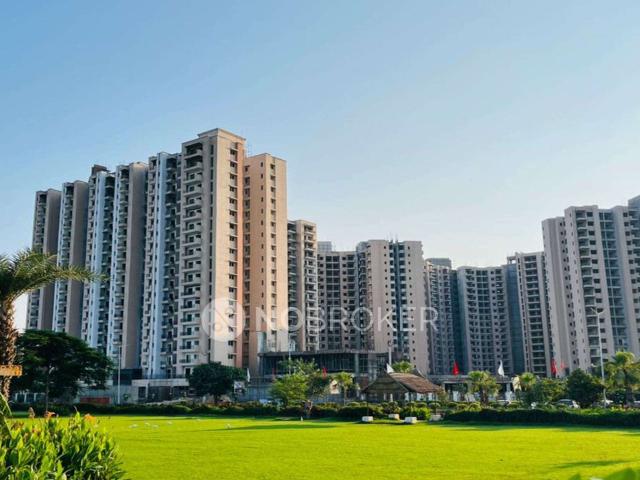 1 BHK Flat In Oasis Grandstand For Sale In Yamuna Expy