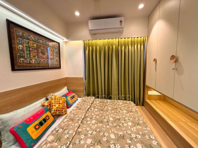 1 BHK Flat In Ocean View Apartment For Sale In Millionaire