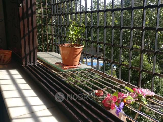 1 BHK Flat In Om Chs For Sale In Santacruz East