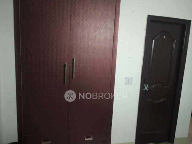 1 BHK Flat In Aviation Heights for Rent In Sector 52
