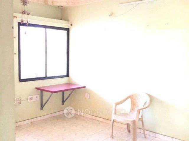 1 BHK Flat In Avishkar Co Operative Housing Society for R