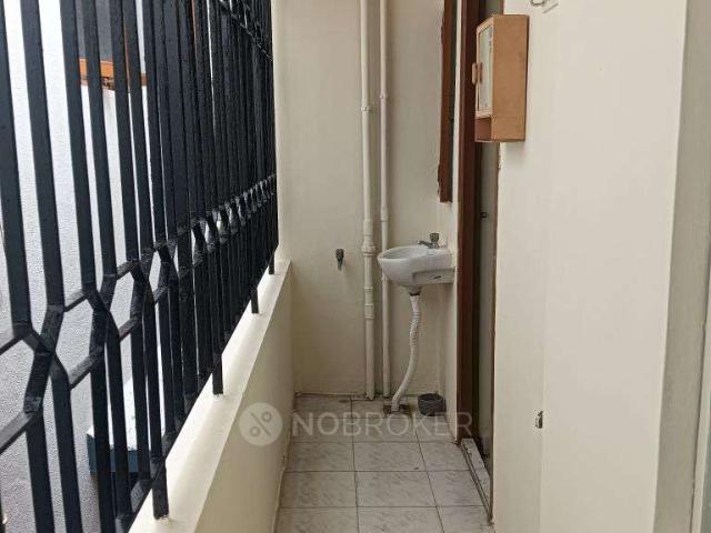 1 BHK Flat In Alapna Apartment For Sale In Nungambakkam
