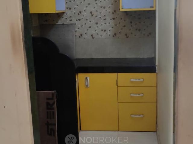 1 BHK Flat In Aman Apartment for Lease In Kurla