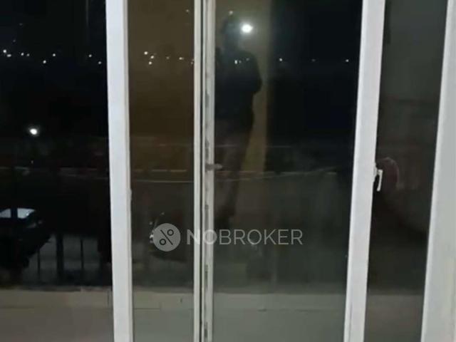 1 BHK Flat In Amrapali Zodiac for Rent In Sector 120