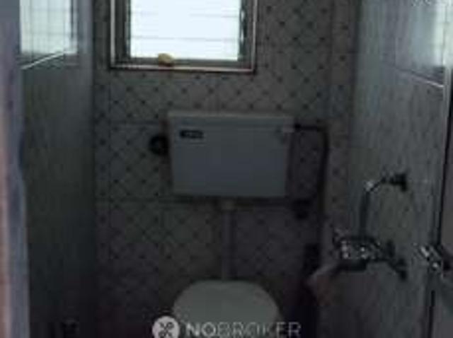 1 BHK Flat In Anand Niwas For Sale In Malad West