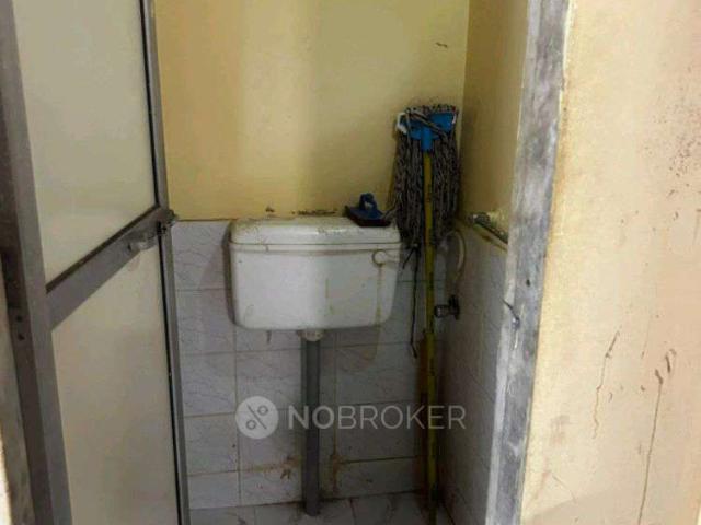 1 BHK Flat In Andheri East Hdil Building For Sale In Hdil B