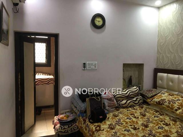 1 BHK Flat In Apartment For Sale In Moti Nagar