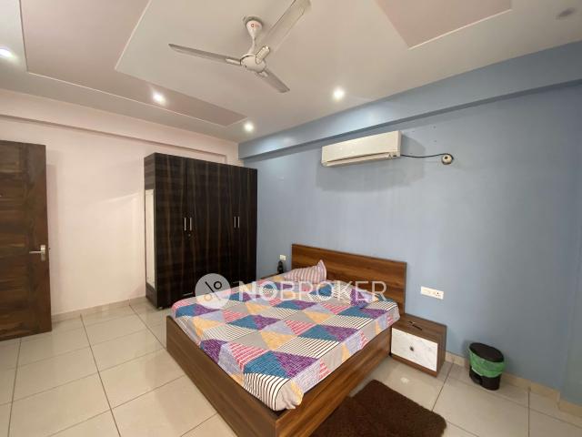 1 BHK Flat In Apartment for Rent In Sector 38