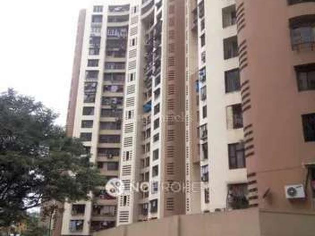 1 BHK Flat In Apploud 38 For Sale In Goregaon East